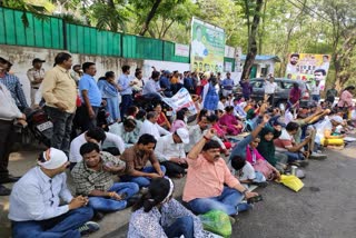 contract health workers protest