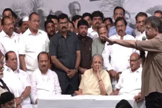 Bhujbal got emotional after Sharad Pawar left the post of NCP chief, Jayant Patil started crying bitterly
