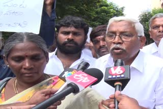 police arrested professor kodandaram in hyderabad