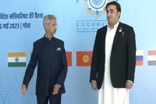 EAM S Jaishankar welcomes Pakistan FOreign Minister Bilawal Bhutoo Zardari at SCO summit in Goa