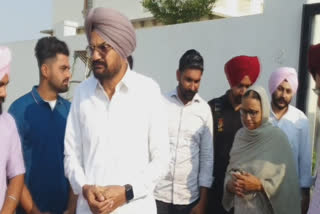 Moosewala's parents left for Jalandhar to campaign against AAP in the by-election