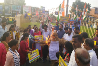 Congress workers protest in Jamshedpur in support of women wrestlers