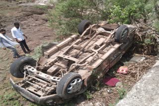 Youth died in Morena road accident