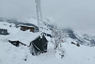 Heavy Snowfall in Lahaul Valley.