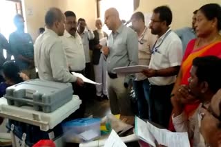 dharwad-dc-inspected-the-mustering-work