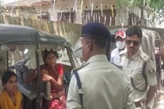 Man kills infant twin children by dashing them on ground in Bihar's Gaya; absconding