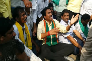 TDP Ex MLA Aarimilli Radhakrishna Protest