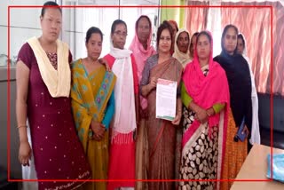 Assam Trinamool Mahila Congress submits statewide memorandum