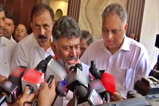 DK Shivakumar breaks down as Congress wins Karnataka