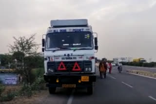 Truck hit bike in Jaipur, bike rider died in the road accident