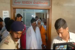 dk shivakumar visits tumkur