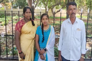 student-from-a-poor-family-is-the-topper-in-the-sslc-exam