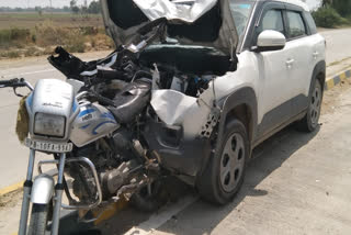 4 people died in a road accident in Barnala