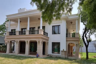 DELHI GOVERNMENT SNATCHED ALL WORK FROM OFFICER PROBING RENOVATION OF CM KEJRIWAL RESIDENCE