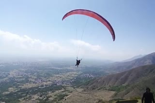 Paragliding in Kashmir Valley