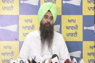 In Chandigarh, AAP spokesperson Malvinder Kang targeted the opposition parties