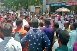 Bhovi Lambani Samaj protests in Harihar to condemn MLA BP Harish statement