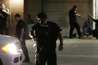 پولیس نے نیو میکسیکو میں فائرنگ کرنے والے بندوق بردار کی شناخت کی