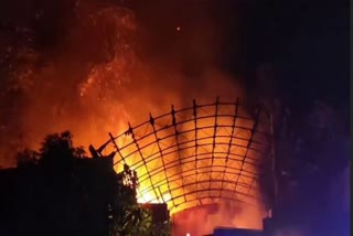 fire  Fire broke out in a medicine warehouse in Kollam  മരുന്ന് സംഭരണ ശാലയില്‍ വന്‍ തീപിടിത്തം  തീപിടുത്തം