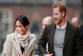 Prince Harry and Meghan made getaway in NYC taxi after being trailed by paparazzi  Prince Harry  Meghan  Prince Harry and Meghan  ഹാരി രാജകുമാരൻ  മേഗൻ  പാപ്പരാസികൾ  ഹാരി രാജകുമാരനെ പിന്തുടർന്ന് പാപ്പരാസികൾ  ഹാരി  Paparazzi follow Prince Harry and Meghan