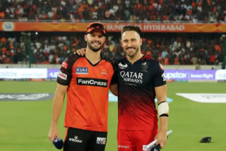 SRH VS RCB IPL LIVE MATCH UPDATE PLAYING IN RAJIV GANDHI INTERNATIONAL SATDIUM IN HYDERABAD