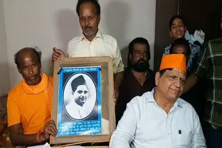 Hindu Mahasabha celebrates birth anniversary of Nathuram Godse