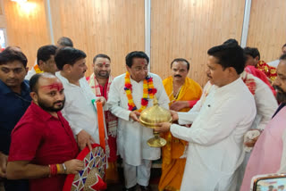 Congress leader Kamal Nath visits the Kamakhya Temple in Guwahati
