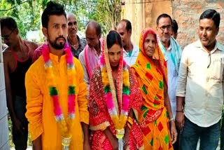 police got lovers married In Sitamarhi