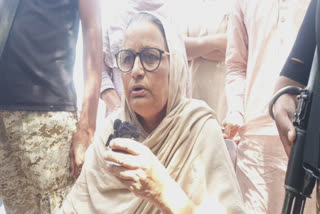 Sidhu Moosewala's mother Charan Kaur addressed Sidhu's fans in mansa