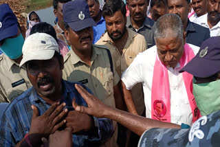 farmers prevented the MLA from entering the village