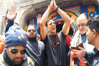 Film actor Akshay Kumar offered prayers at Kedarnath Dham