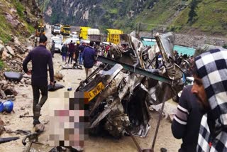 Seven dead as vehicle carrying power project workers rolls down a hill in J Ks Kishtwar