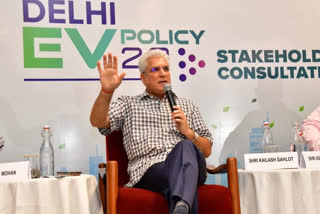delhi government begins consultation with stakeholders for ev policy