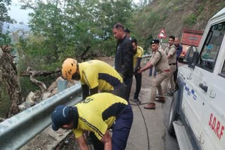 tehri road accident