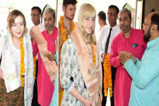 minister yogendra upadhyay cm yogi forens country Indian Council for Cultural Relations Hindi students from Foreign visited Agra Foreign Hindi students visited Agra Foreign Hindi students in Agra