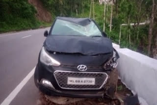 chakkakomban injured in car accident  chakkakomban injured in car  chakkakomban  car accident chakkakomban  car hit on wild elephant  വനം വകുപ്പ്  ചക്കക്കൊമ്പനെ കാറിടിച്ചു  ചക്കക്കൊമ്പൻ കാർ അപകടം  ചക്കക്കൊമ്പൻ അപകടം  ചക്കക്കൊമ്പൻ പരിക്ക്