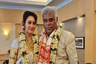 Ashish Vidyarthi gets hitched to fashion entrepreneur Rupali Barua in an intimate wedding