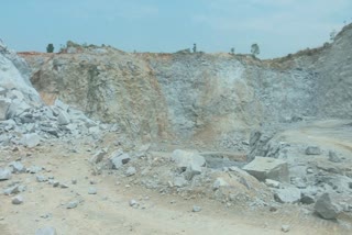 quarry-owner-and-7-arrested-in-kolar
