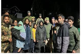 Tourist family from Telangana rescued by J&K Police at Gulmarg