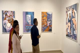 त्रिवेणी कला संगम में चित्रकला प्रदर्शनी