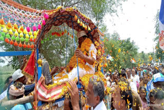 MLA was paraded on palanquin