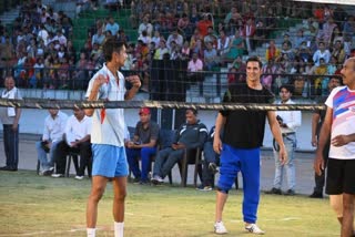 akshay played volleyball with police staff