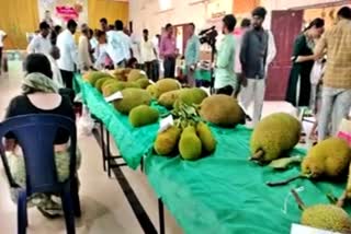 Halasu festival at hubli muru savira matha