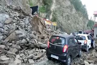 NH-5 restored after landslide in Theog.