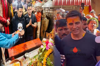 Akshay Kumar visit Badrinath Dham