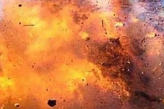 Explosion in girl hand in Shajapur