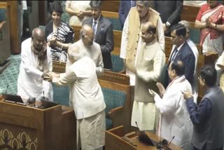 pm modi welcomes hd devegowda