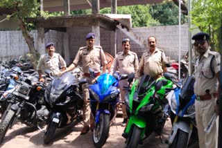 mp Police action against bikers in bhopal