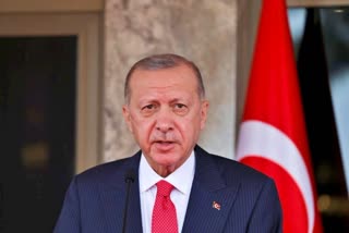 Erdogan wins 5th term as president, extends rule into 3rd decade