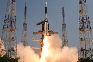 Indian Space Research Organisation  isro gslv nvs 01 satellite launch  isro gslv nvs  isro gslv nvs 01 satellite  gslv nvs 01 satellite launch  gslv nvs 01  satellite launch  satellite  എൻവിഎസ് 01  എൻവിഎസ്  ഐഎസ്ആർഒ  ഐഎസ്ആർഒ എൻവിഎസ്  ഉപഗ്രഹം  ഉപഗ്രഹം വിക്ഷേപിച്ചു  ഇന്ത്യൻ സ്പേസ് റിസർച്ച് ഓർഗനൈസേഷൻ  ജിഎസ്എൽവി  ശ്രീഹരിക്കോട്ട  ജിഎസ്എൽവി
